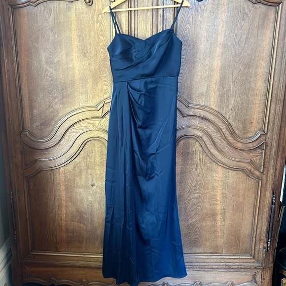 AZAZIE BONA Stretch Dark Navy A-Line V-Neck Pleated Stretch Satin - Picture 10 of 16